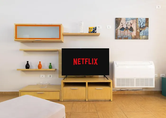 Lakeside Cane 公寓