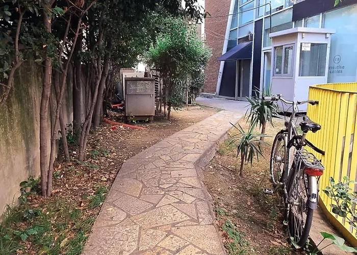 Lakeside Cane 公寓